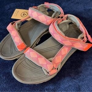 New Atika Outdoor Flexible Pink Gray Sandals Hiking Sport Women’s Size 7
